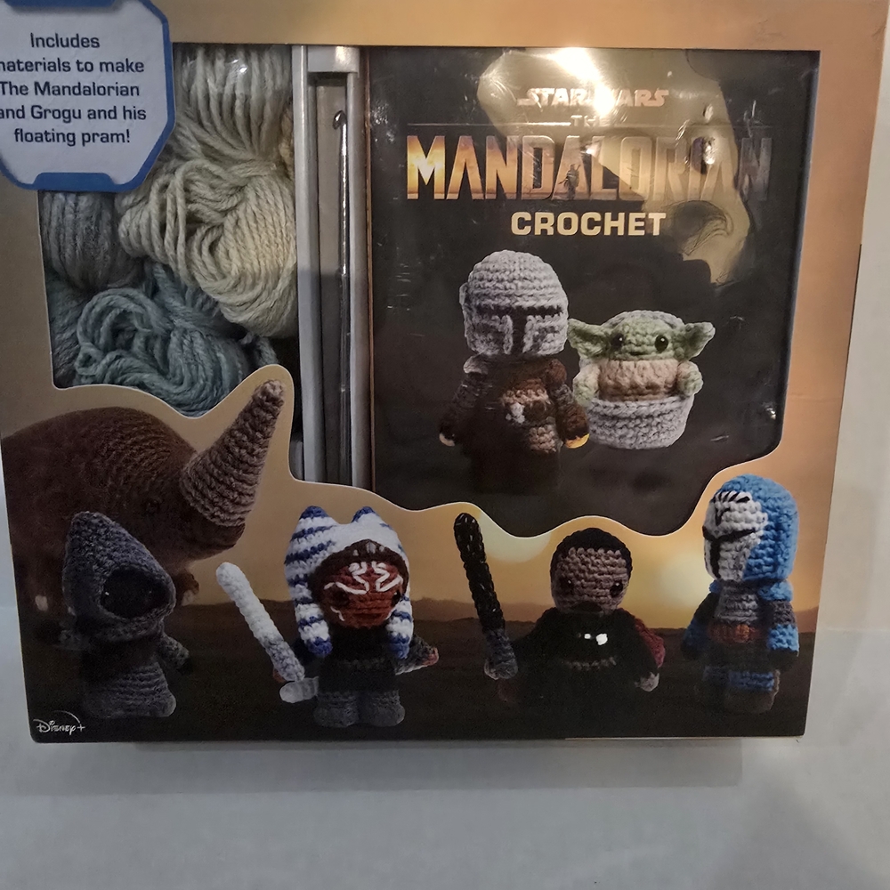 Mandalorian, Ashoka, Grogu Crochet Kit - NIB